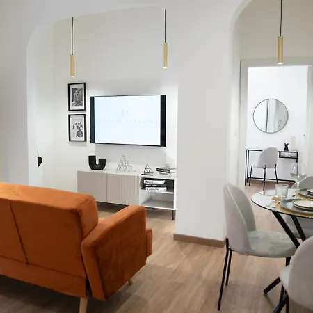 Palazzo Carolina * بيسكارا